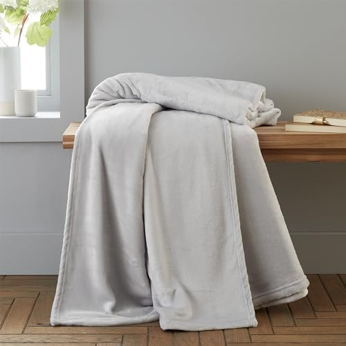 Catherine Lansfield Velvet Touch 130x170cm Blanket Throw Silver Grey