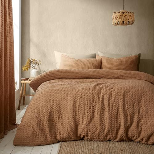 Pineapple Elephant Muscat Waffle Super King Duvet Cover Set with Pillowcases Caramel