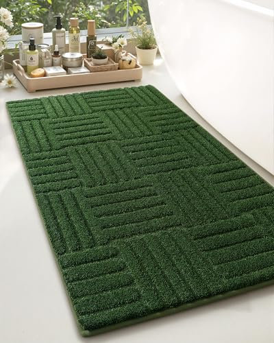 COLOR&GEOMETRY rutschfeste Badematte - 44 x 76 cm, Grün, saugfähige & waschbare Badezimmerteppiche für Dusche, Badewanne & Waschküche - Weiche & strapazierfähige Badteppiche mit modernem Design