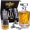 WHISISKEY Whisky Karaffe Set - Whiskey Geschenkset - Geschenke für Männer - Männergeschenke Geschenk - Geburtstagsgeschenk Mann - Klassische Dekanter 700ML, 2 Whisky Gläser, 8 Whisky Steine