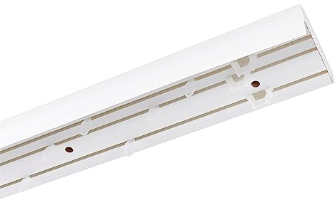 Garesa Gardinenschiene 3-läufig, Weiß I Vorhangschiene aus Kunststoff inkl. Gleiter I Vorgebohrt zur Deckenmontage I Mit Blende Farbe Weiß I 210cm