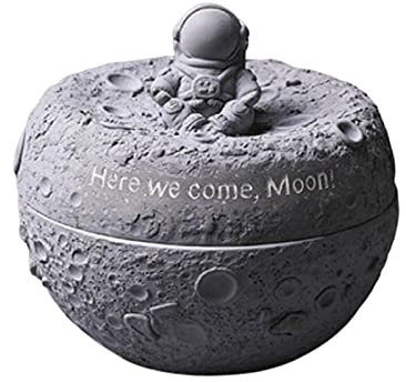 AWERQ Cendrier avec Couvercle pour Exterieur Interieur Anti Odeur Cendrier Béton Astronaut Atterrissant sur la Lune Cendrier Coupe-Vent Cendrier pour la Maison et Le Bureau Décoration