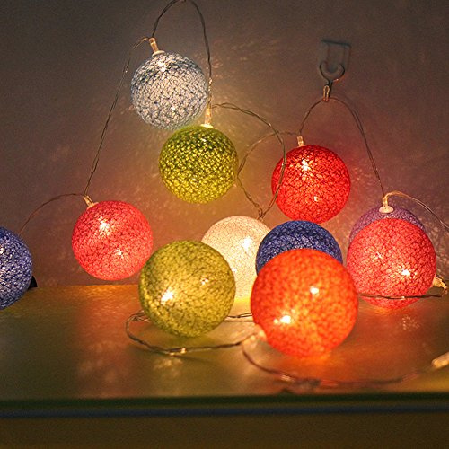 Morbuy Guirlande Lumineuse Boule, Cosy Boules Coton 30 LED Batterie Éclairage 6cm Balle Ficelle Lumière Décoration pour La Saint Valentin Noël Mariage Fêtes (4.8M/30 Boule lumière, Arc En Ciel Coloré)