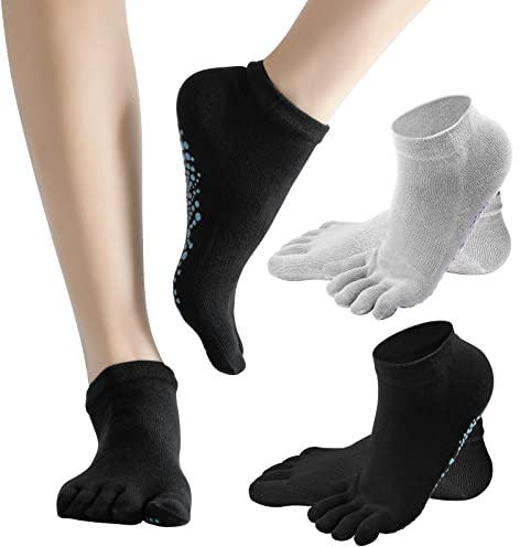 KYSUN 2 pares de Calcetines Antideslizantes para Mujer y Hombre, Calcetines de Yoga con Dedos para Hogar, Calcetines Deporte 5 Dedos de Algodón para Pilates Ballet Dance Fitness, Negro + Gris