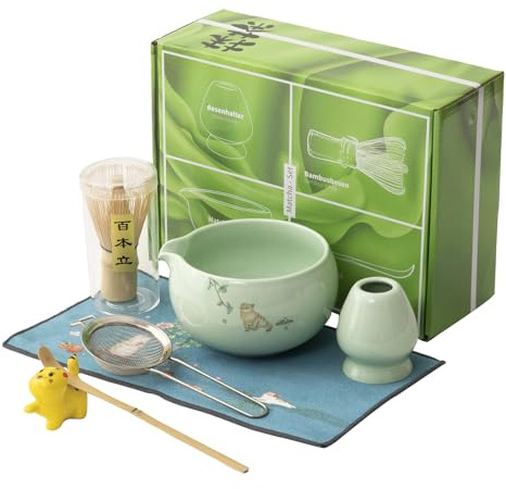 Matcha whisk 7-piece set,Matcha Powder Set， matcha bowl with nozzle, matcha whisk stand, stainless steel sieve, cloth mat, spoon stand, is a home kitchen decoration gift (green)