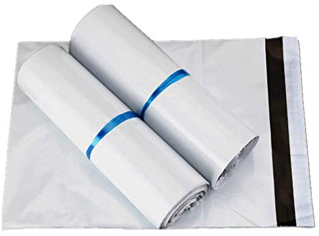 100 plastpåsar för frakt Påsar för frakt överlappar vinted Generiskt plast för frakt med självhäftande etikett Förpackning Överlappande för vykort Vit (25 * 35CM)