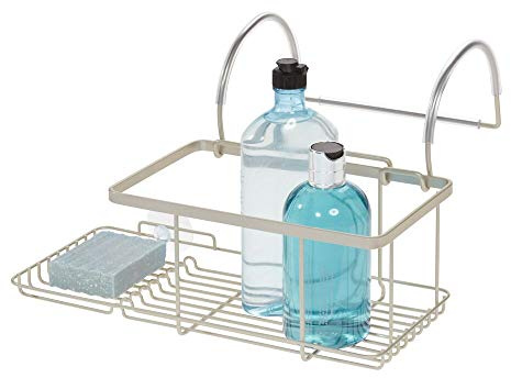 iDesign Organizer Bagno, Piccolo portaoggetti Vasca in Metallo da Appendere, Portasapone Metallo Senza forare per Sapone, Cosmetici, Libri, Tablet e Smartphone, Argento Opaco