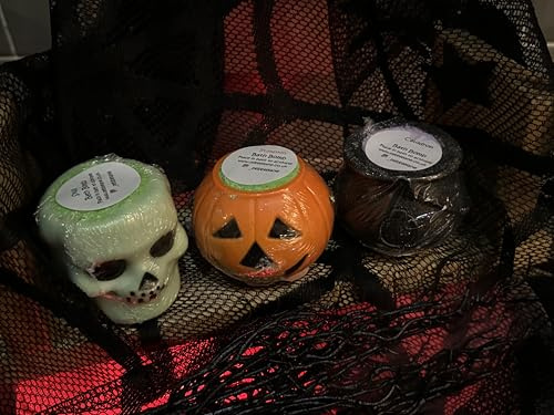 Witches Cauldron, Skull, Frankenstein or Pumpkin fizzing Bath Bomb (Orange Pumpkin)