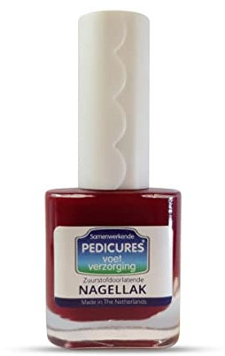 Fungal nail treatment with nail polish coral