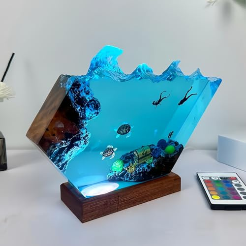 Drawelry 3D Epoxidharz Ozeanfigur Ornamente mit Holzsockel, LED Buntes Nachtlicht, Harz Ozean Tier Statue Hai Wale Pinguin Oktopus Figuren Skulptur Kunsthandwerk Mini Meere Aquarium Dekoration (B3, S)