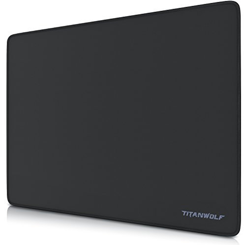 TITANWOLF - XL Gaming Mauspad Titanwolf - 440 x 350mm - XL Mousepad - Tischunterlage Large Size - verbessert Präzision und Geschwindigkeit - Gummiunterseite für stabilen Halt auf glatten Oberflächen