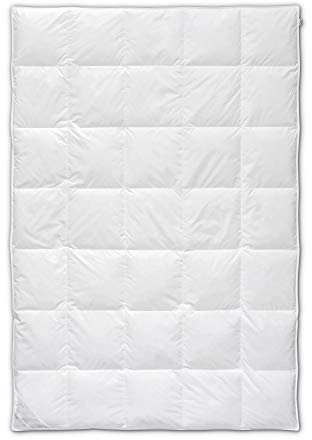 Böhmerwald Exclusiv Daunendecke, Allergikergeeignet, 100% Gänsedaunen, 920g Füllgewicht, 155x220 cm, Kassetten-Decke mit 4,0 cm Steg, Wärmeklasse Warm, für 16-18°C Raumtemperatur