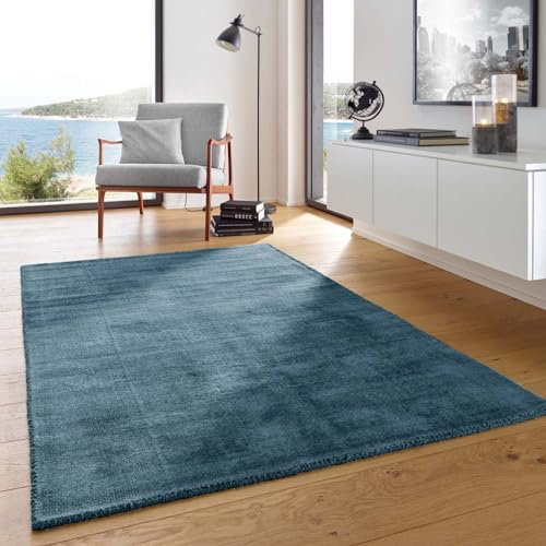Skanidi Boho Teppich Kurzflor Vanessa Hand-Web-Teppich strapazierfähiger nachhaltiger Viskoseteppich Handarbeit edel glänzend Viskose fürs Wohnzimmer, Esszimmer und Schlafzimmer blau 080x150 cm