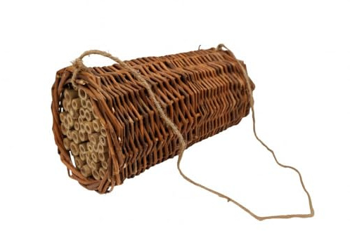 Wicker Bee House with Bamboo Tubes – Hanging Garden Bee Hotel for Solitary Bees & Pollinators