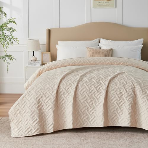 beeweed Feel Élégant couvre-lit avec gaufrage ultrasonique beige 240 x 260 cm – Couverture polyvalente comme jeté de lit ou jeté de canapé, style matelassé, idéal comme couvre-lit