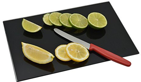 Harbour Housewares Glass Chopping Board - 30x20cm - Black - Small Dining Place Mats Cutting Mat Worktop Saver for Kitchen Cooking, Baking, Vegetable Preparation