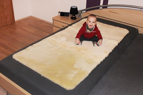 Kaiser Lammfell Unterbett medizinisch gegerbt aus echtem Lammfell (beige, 90 x 190 cm)