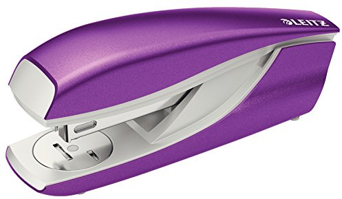 Leitz Heftgerät, 30 Blatt Tacker mit 200 Heftklammern, Hefter aus Metall mit Kunststoffelementen, WOW Serie, Violett, 55021062