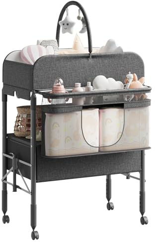 Table à Langer Pliable Bébé Avec 2 Tiroirs, Hauteur Réglable, Matelas Imperméable, Rangement Nurserie, Tringle à Vêtements Et 4 Roulettes Verrouillables, Gris Foncé