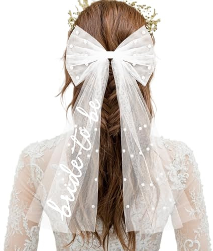 Bride to Be Veil with Bow and Pearls, Hen Do Accessories, Lightweight Netting Bridal Veil, Clip-On Bride to Be Hen Party Decoration for Bachelorette, Wedding, Engagement