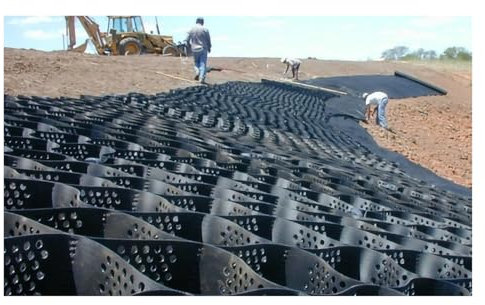 Grava permeable para pavimento para estabilización de entrada en zonas de arcilla húmeda, 10 cm de grosor, expandible y plegable, 1 m x 7 m de ancho