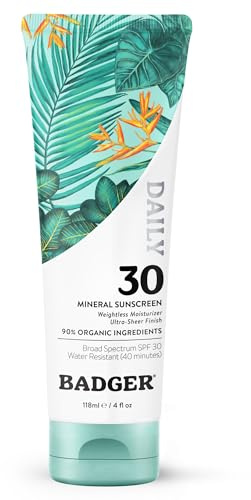 Badger Mineral Daily Sunscreen with Zinc Oxide, SPF 30, Lightweight & Easy to Apply w/No White Cast, Moisturizing Organic Sunscreen, Reef Safe, Vegan, Unscented, 4 fl oz