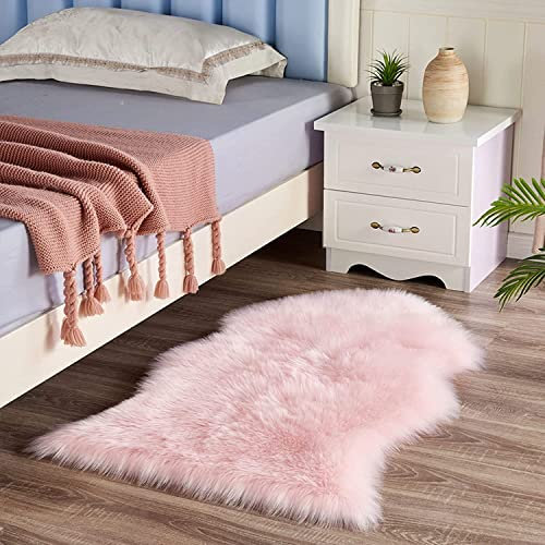 HEQUN Faux Fur Rug, Fluffy Rug, Shaggy Rugs,Faux Sheepskin Rugs Floor Carpet for Bedrooms Living Room Kids Rooms Decor (Pink, 75 X 120 CM)