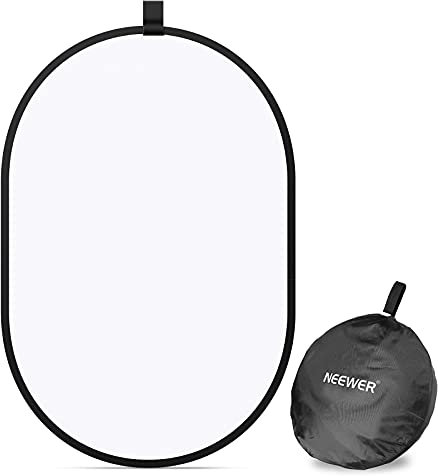 NEEWER Reflector de luz para Estudio de fotografía, difusor Plegable, Panel de Disco Suave con Funda de Transporte para Estudio y Retrato, fotografía al Aire Libre, Video de fotografía (23.6 x 35)
