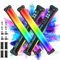 Soonpho 4Pack P13 RGB LED Video licht Stick handgehaltene Tube Lichter Rohr-Videoleuchte mit Stativ Ladegerät Full Color12 Lichteffekte 3200K~8500K Fotografie Beleuchtung für TikTok,Streaming,YouTube