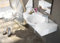 Art-of-Baan® Keramik-Handwaschbecken mit Ablage I großes Waschbecken mit Lotus-Effekt I Handwaschbecken in Weiß I DIN Hahnloch & DIN Abfluss I Aufsatzbecken I Maße: 610 x 410 x 115 mm