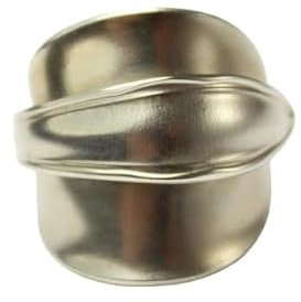 Besteckschmuck-Ring, ungefähr Größe 63 (20,1), hergestellt aus Besteck.