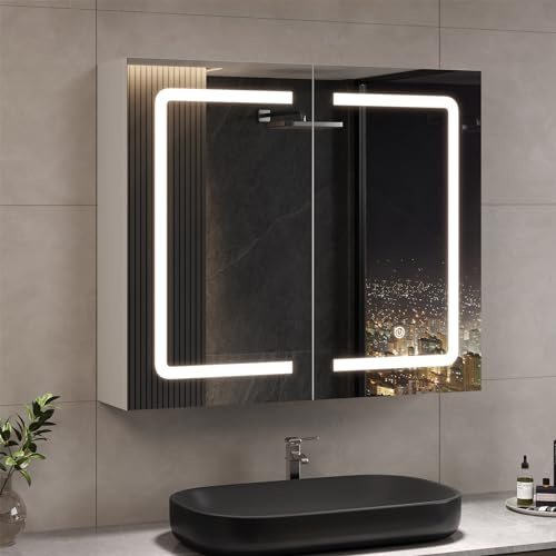 DICTAC Specchio Contenitore Bagno con Luce Led e Presa Elettrica 70x16x60cm Armadietto Specchio bagno Sospeso con Luce e 2 Ante,Mobile Bagno sospeso con specchio e Mensola Regolabile,Bianco