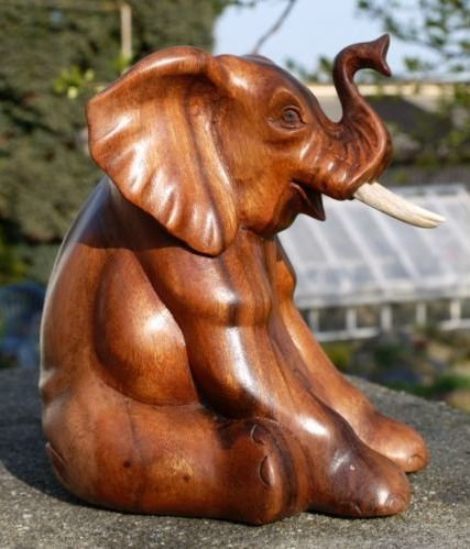 Wogeka Elephant Afrika Holz Tier sitzender Glücks Elefant11