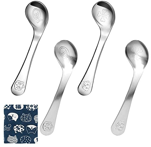 4 PCS Cucchiai Bambini in Acciaio Inossidabile Cucchiaini con Curvo per Svezzamento per Bimbo Piccolo Cucchiai con Disegno a Ossa a Pesce Lucido Opaco con Borsa imballaggio in Lino (13 x 3.8cm)
