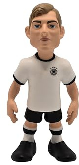BANDAI - Minix Figura de colección 12cm - Toni Kroos - Selección Alemania - Coleccionables para Exhibición - Idea de Regalo - Juguetes para Niños Y Adultos - Fans De Fútbol (MN11605)