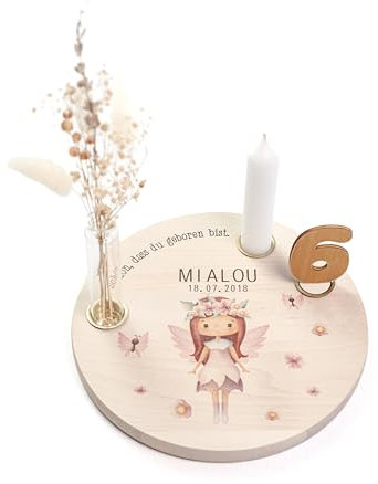 Nord-Kind® personalisierter Geburtstagsteller aus Holz mit Kerzen, Vase & Zahlen [20cm Ø]| Geburtstagsteller Holz | Geburtstagsteller personalisiert | Kerzenteller Geburtstag Kinder | Fee 2