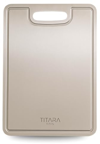 Titara Titan Schneidebrett, Antibakteriell und Geruchlos, Messerfreundliche Oberfläche, Spülmaschinenfest, Lebenslange Haltbarkeit, 100% Titan und kein Edelstahl (L - 39,5x28,5cm)