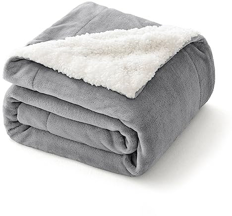 MIULEE Kuscheldecke Flauschig Decke Fleecedecke Wohndecken warm Sherpa Sofaüberwurf Decke Flauschig Überwurf Mikrofaser Tagesdecke Für Bett Sofa Schlafzimmer Büro 130x150 cm Hellgrau