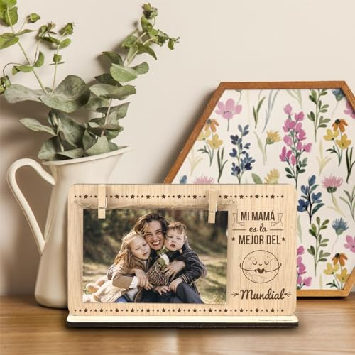SAQUITOMAGICO Marco de Fotos para Mamá | Portafotos de Madera con Pinzas y Soporte | Regalo Original y Emotivo para Cumpleaños, Día de la Madre o Navidad
