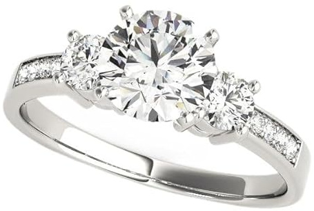 Anello di fidanzamento con diamante rotondo e 3 pietre coltivate in laboratorio, 0,50 ct – 5,00 ct D/VVS | Pietre laterali con pavé | Design classico trilogy a 4 griffe con gambo pavé | Anello in oro