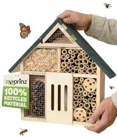 zooprinz Insektenhotel XXL aus Holz – wetterfestes Insektenhaus/Bienenhotel mit Bambus Röhrchen – Nisthilfe & Nistkasten für Wildbienen (Kompaktes Insektenhotel – Grünes Dach (28,5 cm))