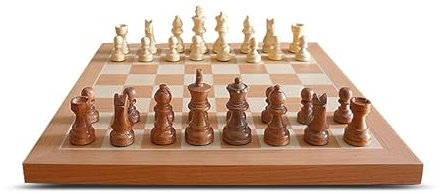 Chessnut Elektronisches Schach-Set, Holz-Schachbrett mit LEDs, AI adaptives elektronisches Schachspiel und App mit Computer-Schachbrett, für 1-2 Spieler ab 8 Jahren