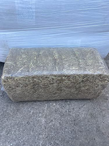 Fleet Farm® Barley Straw Full Bale - 100x50x40cm - Feed Quality