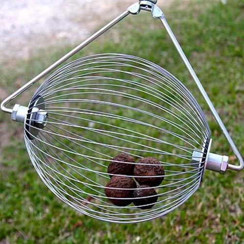 Holt's Large Nut Wizard Black Metal Nut Picker