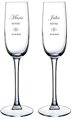 Copas de Cava grabadas con Nombres y Fecha, copas de cava personalizadas como regalo de parejas, de aniversario o Bodas.