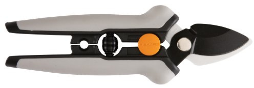 Fiskars 7926 Softgrip Floral Bypass Pruner