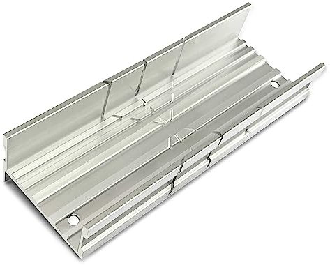 Hanpex Caja de inglete pequeña de aluminio de 5.3 pulgadas, pequeña caja de inglete para sierra manual para sierra manual de 3 ángulos de corte, ideal para cortar madera y metal blando X015