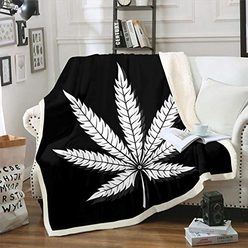 Marijuana Leaf Sherpa Blanket Cannabis Leaves Throw Blanket Marijuana Weed Leaf Print Fleece Blanket for Couch Bed Sofa Men Bedroom Decor Black White Leaf Pattern Fuzzy Blanket Double 60x79