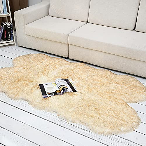 Tappeto a pelo lungo, ultra morbido, 100 x 180 cm, antiscivolo, in finta pelle di agnello, decorazione moderna, ideale per soggiorno, camera da letto, cameretta dei bambini, colore beige