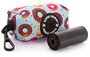 SUPER DOGGY Spender für Hundekotbeutel - Spender für Hundehygienebeutel - Hundekotbeutelspender. Multifunktionale mit Lustigen Designs - Inklusive einer Rolle von Beuteln Abbaubar (Donuts)
